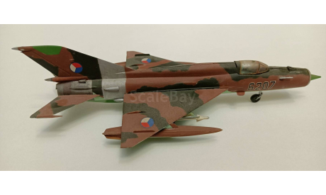 самолет МиГ-21МФ Weekend 1-72 EDUARD(собранный), масштабные модели авиации, 1:72, 1/72