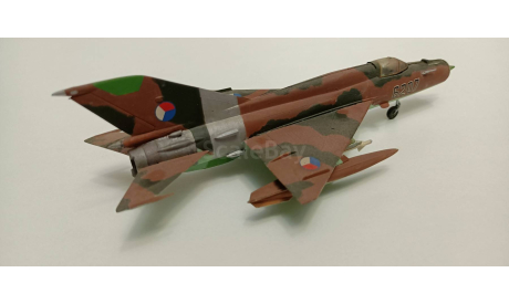 самолет МиГ-21МФ Weekend 1-72 EDUARD(собранный), масштабные модели авиации, 1:72, 1/72