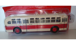 Автобус ЗИС-154 (беж-крас), в блистере 1:43 деЭ006 А