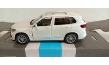 BMW X5M, белый, инерция, откр. двери, 1-43 автопанорама JB1251562, масштабная модель, 1:43, 1/43