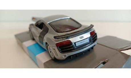 Audi R8 GT, серебро, откр. двери, инерция,1-43 автопанорама JB1200138, масштабная модель, машина, 1:43, 1/43