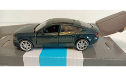 Audi A7, зеленый, откр. двери, инерция, 1-43 автопанорама JB1251271