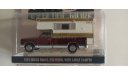 DODGE RAM D-250 Royal Large Camper 1981 Crimson Red/Pearl White 1-64 GREENLIGHT 30409, масштабная модель, 1:64, 1/64