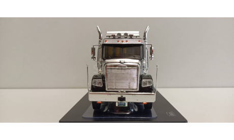 седельный тягач FREIGHTLINER Coronado 2012 Black 1-43 ixo TR181, масштабная модель, машина, 1:43, 1/43