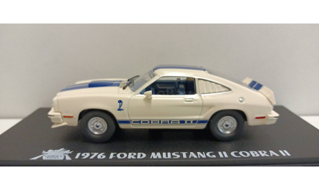 FORD Mustang Cobra II 1976 (из к/ф ’Ангелы Чарли’) 1-43 GREENLIGHT 86516, масштабная модель, 1:43, 1/43