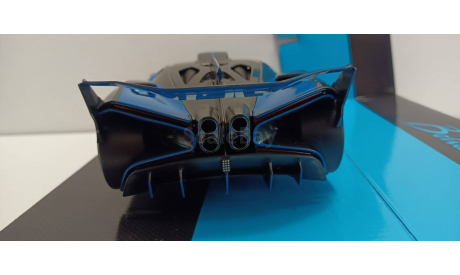 BUGATTI Bolide 2020 Blue/Metallic Grey 1-18 BBURAGO 11047BL, масштабная модель, 1:18, 1/18