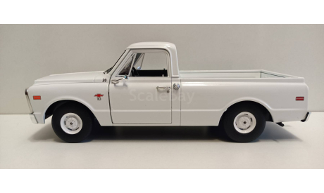 CHEVROLET C-10 пикап 1968 (из т/c ’Старски и Хатч’) 1-24 GREENLIGHT 84192, масштабная модель, 1:24, 1/24