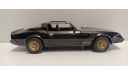 PONTIAC Firebird Trans Am Turbo 4.9L 1980 Starlight Black/Golden Eagle Hood 1-43 GREENLIGHT 84037, масштабная модель, scale24