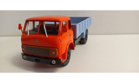 МАЗ-5335 1-43 легендарные грузовики СССР LG020, масштабная модель, 1:43, 1/43