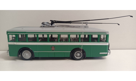 Троллейбус ЛК-2 1-43 советский автобус 900087, масштабная модель, 1:43, 1/43