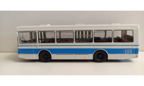 автобус ЛАЗ-4202 1-43 Советский Автобус 900346, масштабная модель, 1:43, 1/43