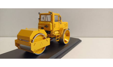 Каток СД-802 (Т-150) 1-43 SSM 8016, масштабная модель, 1:43, 1/43