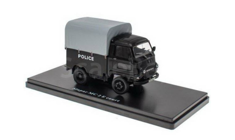 RENAULT SINPAR MC 2 E 4x4 Court ’Police’ (полиция Франции) 1968 Black 1-43  ALTAYA  RPA058 А, масштабная модель, 1:43, 1/43