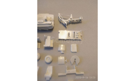 кит кабина Урал-Ивеко тягач, сборная модель автомобиля, scale0