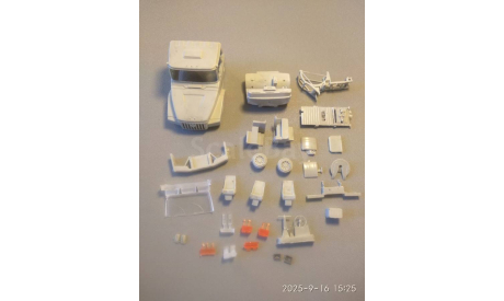 кит кабина Урал-Ивеко тягач, сборная модель автомобиля, scale0
