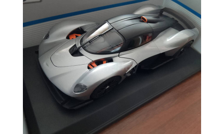 1:18 Aston Martin Valkyrie, масштабная модель, Maisto, 1/18