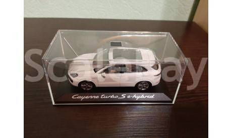 Porsche Cayenne Turbo S E-Hybrid 2019 1/43 Minichamps, масштабная модель, scale43