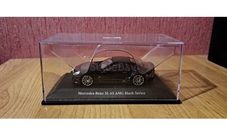 1/43 Mercedes-Benz SL 65 AMG Black Edition, масштабная модель, Minichamps, 1:43
