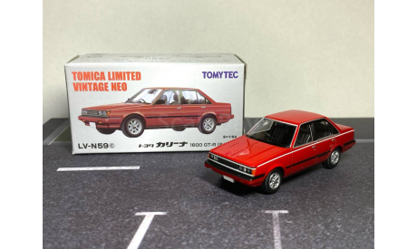 Tomica Limited Vintage Neo - Toyota Carina (LV-N59c), масштабная модель, scale64