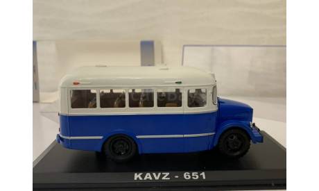 АВТОБУС Кавз 651 Сине-белый СССР CLASSICBUS 1:43, масштабная модель, 1/43