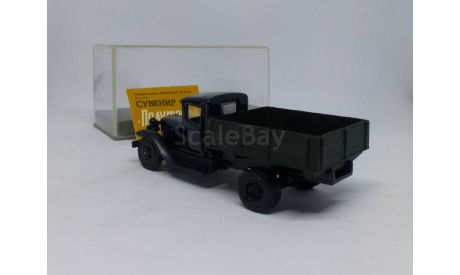 ГАЗ-АА, в боксе, Двигатель, масштабная модель, 1:43, 1/43