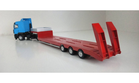 МАЗ-5440 с п/п трал, масштабная модель, scale43