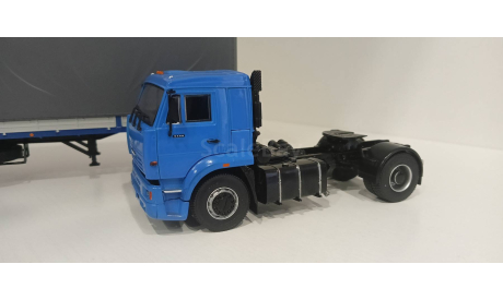 Камаз-5460 с п/п маз-93971, масштабная модель, ПАО КАМАЗ, 1:43, 1/43