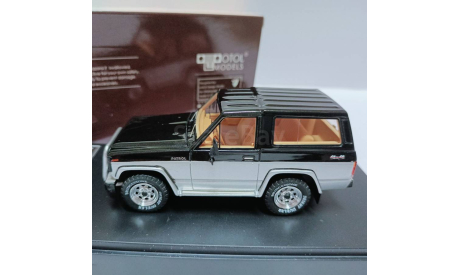 Nissan Patrol Y 60, редкая масштабная модель, WELLY, 1:43, 1/43