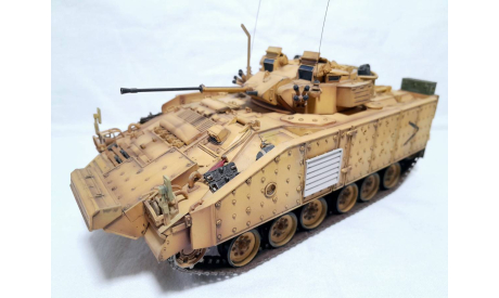 Бмп Warrior MCV  в 1:35 от TAMIYA(Academy), масштабные модели бронетехники, scale35