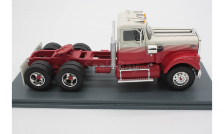 White Road Boss  (Roadboss) 1977 1:43 от neo 45775, масштабная модель, White Motor Company, Neo Scale Models, scale43