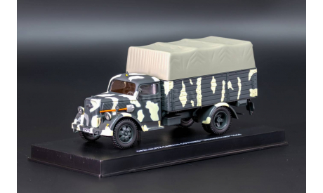 С 1 рубля!   OPEL BLITZ CANVAS COVERED ’WEHRMACHT’ 1944 РАРИТЕТ, масштабная модель, Schuco, scale43