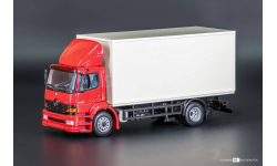 Mercedes-Benz ATEGO 1828, Koffer,   MINICHAMPS