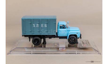 Автомобиль-фургон ГЗСА-3704 ’Хлеб’, 1985 г. Dip Models, масштабная модель, ГАЗ, scale43
