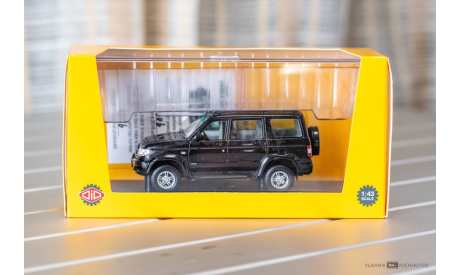 УАЗ Patriot Патриот 4x4 Черный,  Dip Models, масштабная модель, scale43