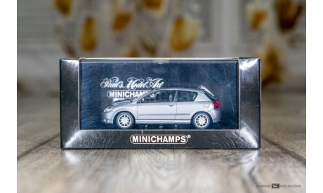 Toyota Corolla 2001 Grey metallic Minichamps, масштабная модель, scale43