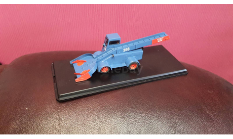 Снегопогрузчик С-4, масштабная модель трактора, 1:43, 1/43