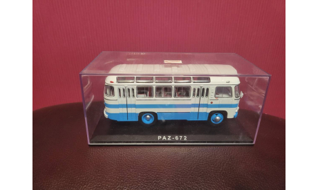 автобус ПАЗ-672 (Бело-голубой), масштабная модель, Classicbus, scale43