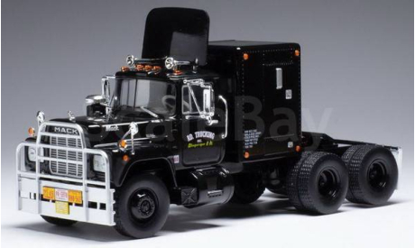 TR100 Ixo 1/43 седельный тягач MACK R-Series со спальником (из к/ф ’Конвой’) 1978 Black, масштабная модель, scale43