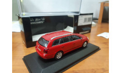 400166211 Minichamps 1/43 Toyota Avensis 2002 Red