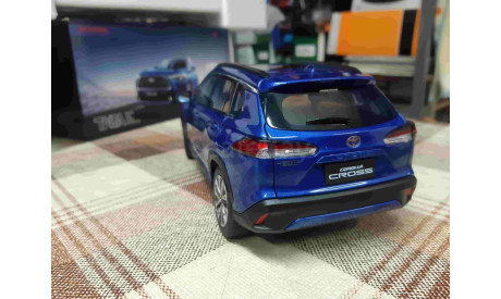 CPM18449 CPM 1/18 Toyota Corolla CROSS Blue, масштабная модель, scale18