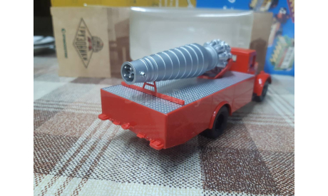 Dea№14 DeAgostini(Грузовики) 1/43 Маз 200 АГБТ, масштабная модель, scale43