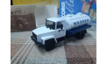 Dea№13 Автолегенды DeAgostini(Грузовики) 1/43 Г6-ОТА-4,2 (Горький-3307), ’Молоко’, масштабная модель, scale43, ГАЗ