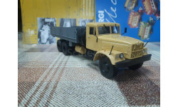100251 Автоистория 1/43 Краз 257 Б1