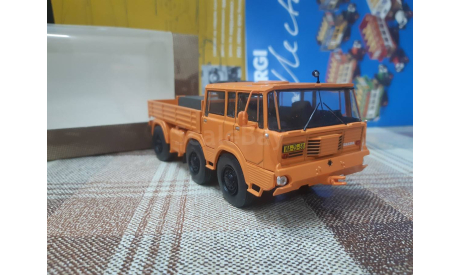 PRL-u 10 Kultowe Ciezarowki(Польская журналка) 1/43 TATRA 813 6x6 (1968) баластный тягач, масштабная модель, scale43