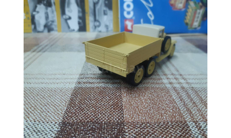 H282b Наш Автопром 1/43 Газ ААА, песочный 1943 г., масштабная модель, scale43