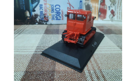 Т№017 Hachette Тракторы 1/43 Т-4А, масштабная модель трактора, scale43, АТЗ