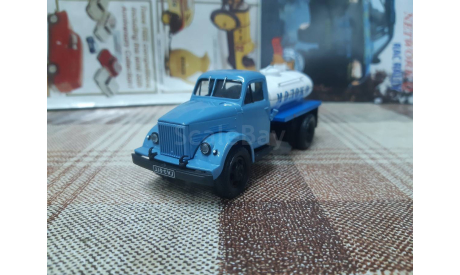 Н256 Наш Автопром 1/43 Горький-51Т молоко, конверсия, масштабная модель, scale43, ГАЗ