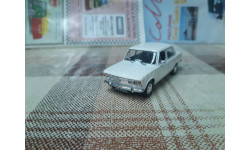 PRL-012 Kultowe Auta PRL-u 1/43 Polsky Fiat 125P