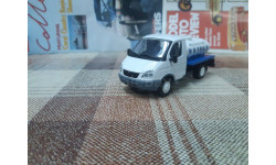 Dea№181 Автолегенды DeAgostini 1/43 Газ-3302, молоко, конверсия