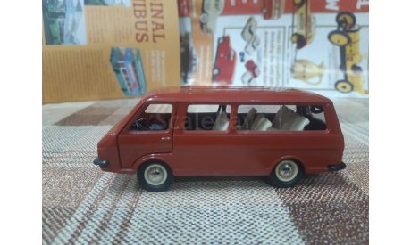 А18 Саратов 1/43 Раф-2203 без МИ, железное дно, масштабная модель, scale43
